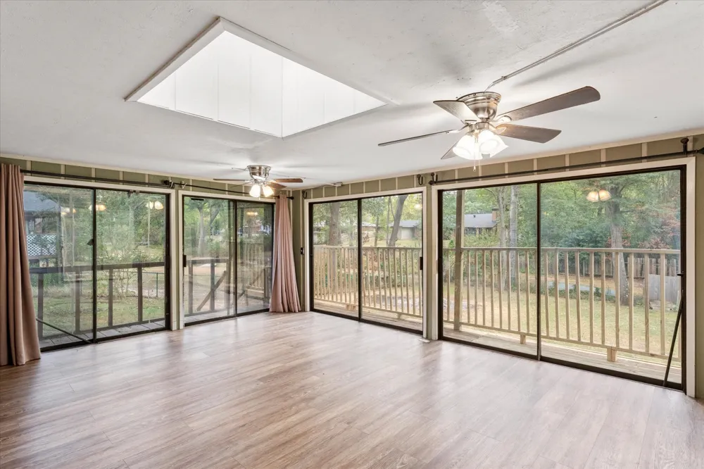 405 Redbud Lane Mt Pleasant, TX 75455