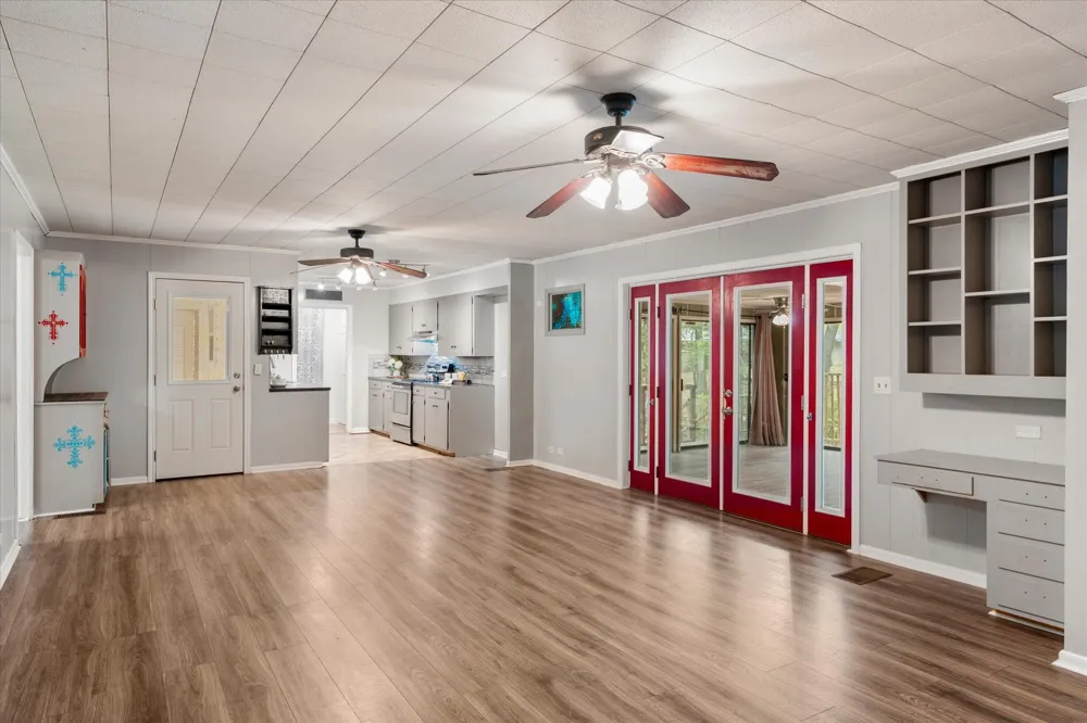 405 Redbud Lane Mt Pleasant, TX 75455