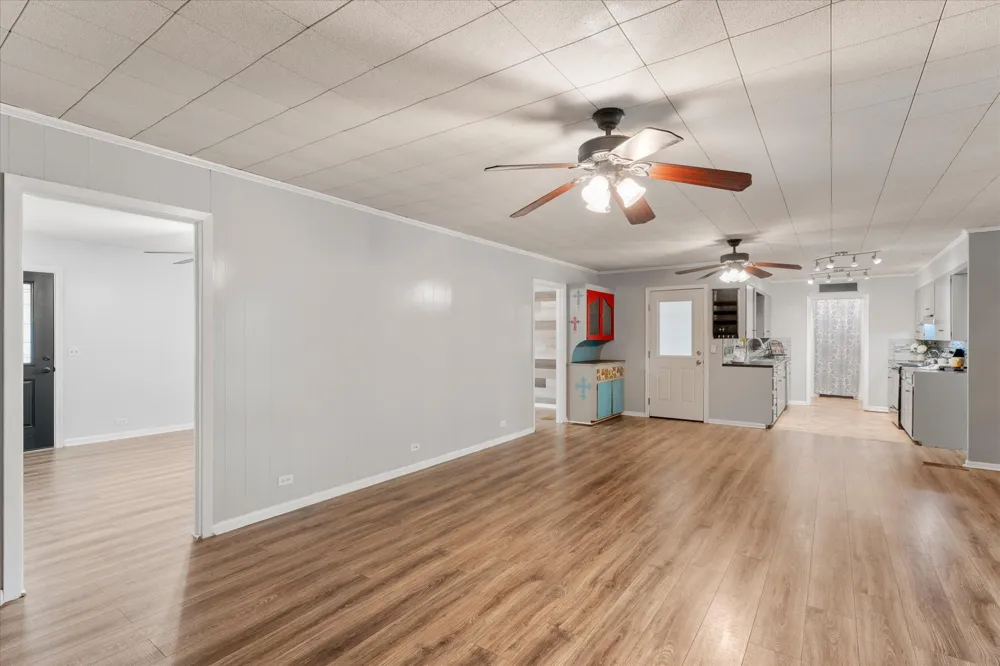 405 Redbud Lane Mt Pleasant, TX 75455