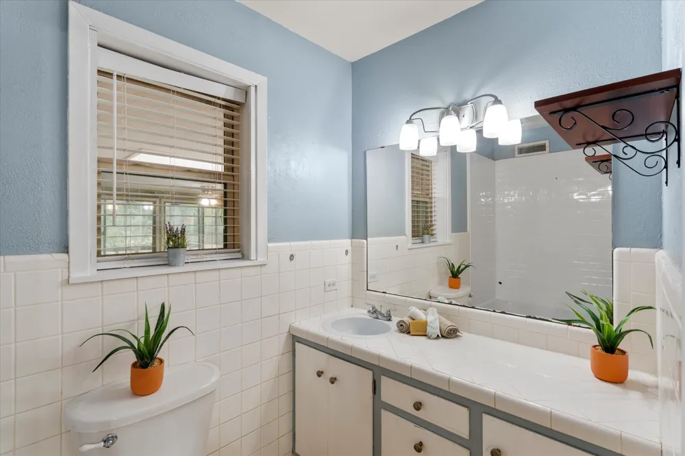 405 Redbud Lane Mt Pleasant, TX 75455