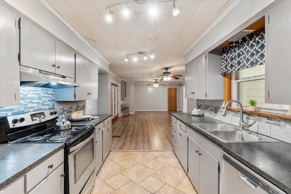 405 Redbud Lane Mt Pleasant, TX 75455