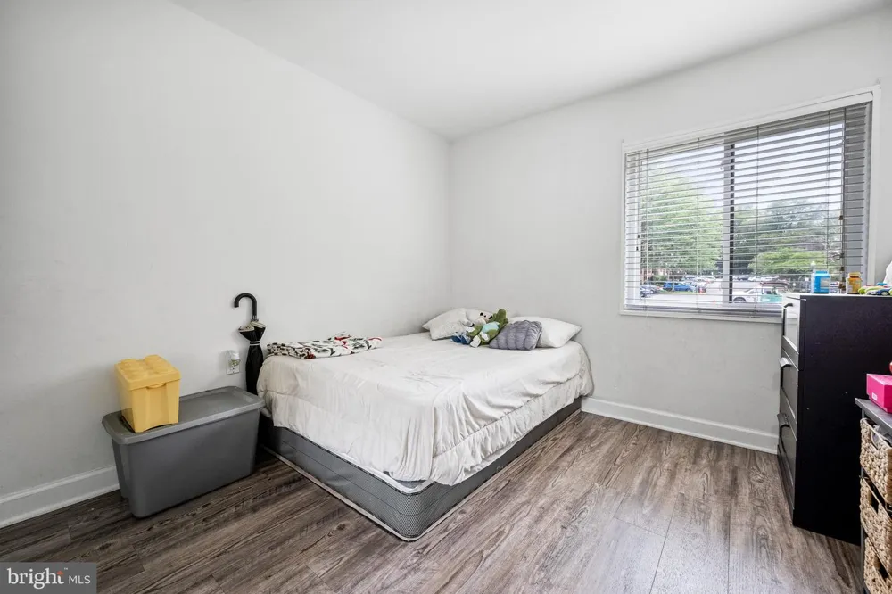 1423 NORTHGATE SQUARE #11 Reston, VA 20190