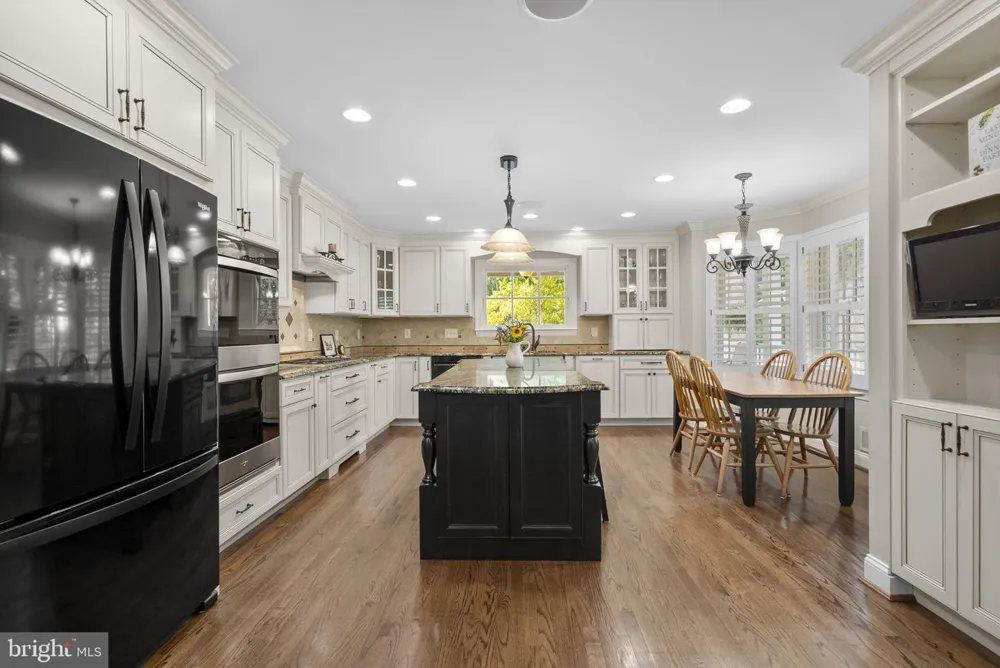 710 WOODSIDE PARKWAY Silver Spring, MD 20910