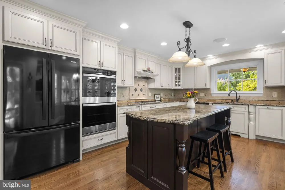 710 WOODSIDE PARKWAY Silver Spring, MD 20910