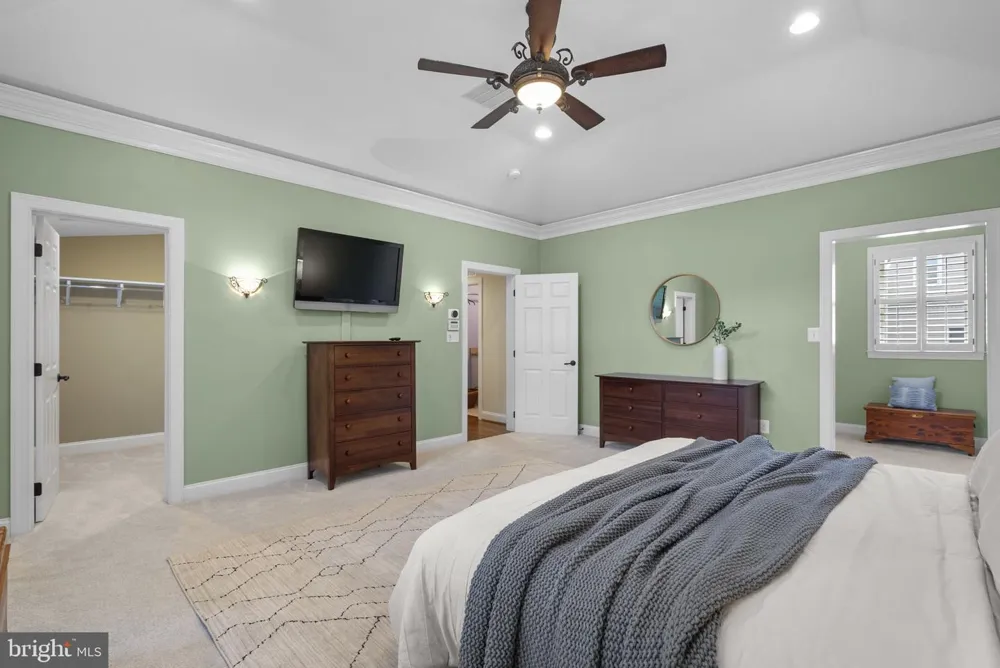 710 WOODSIDE PARKWAY Silver Spring, MD 20910