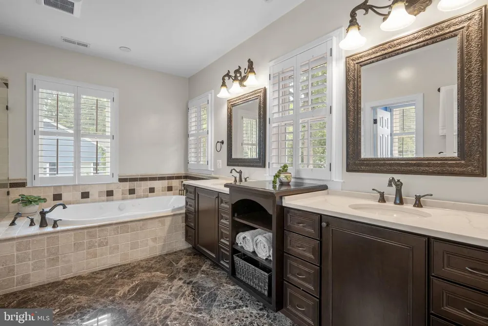 710 WOODSIDE PARKWAY Silver Spring, MD 20910