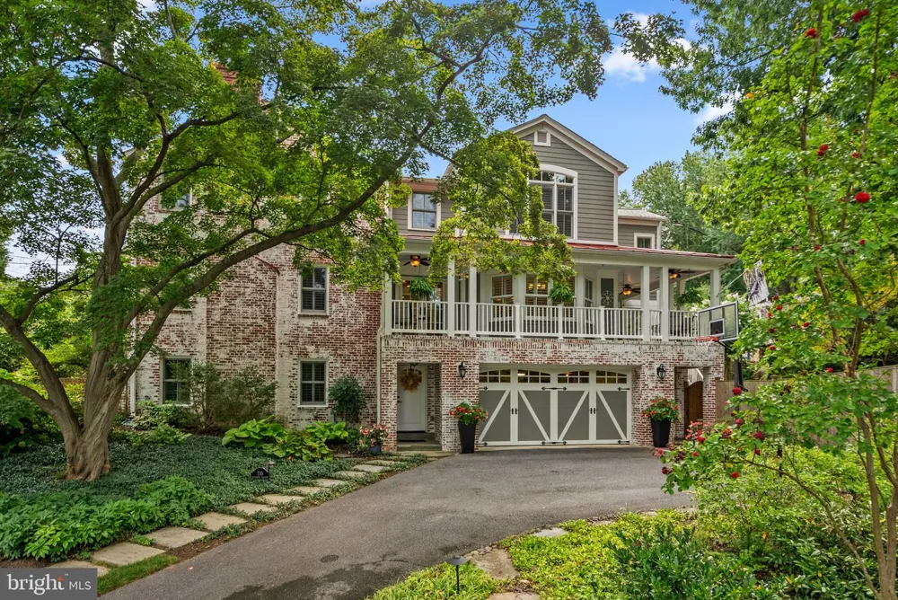 710 WOODSIDE PARKWAY Silver Spring, MD 20910