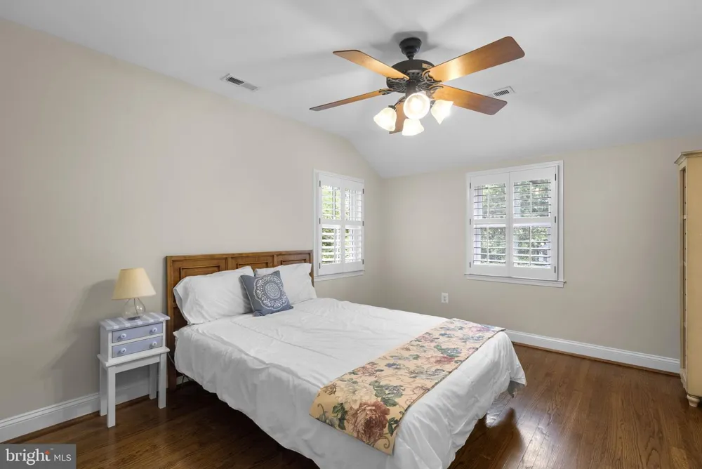 710 WOODSIDE PARKWAY Silver Spring, MD 20910