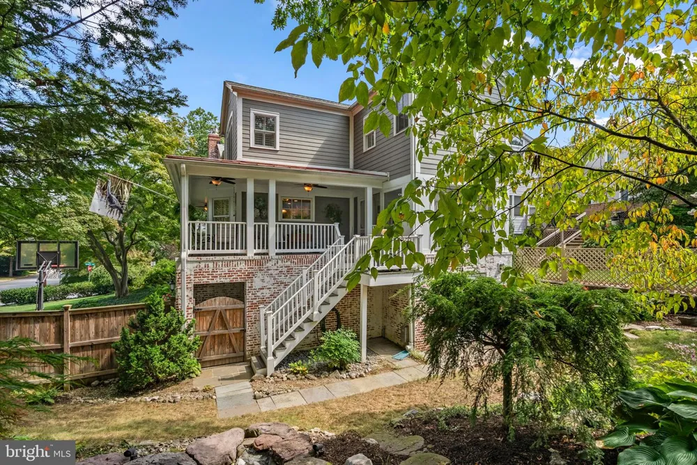 710 WOODSIDE PARKWAY Silver Spring, MD 20910