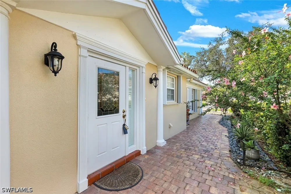 Drummond Way Naples, FL 34119