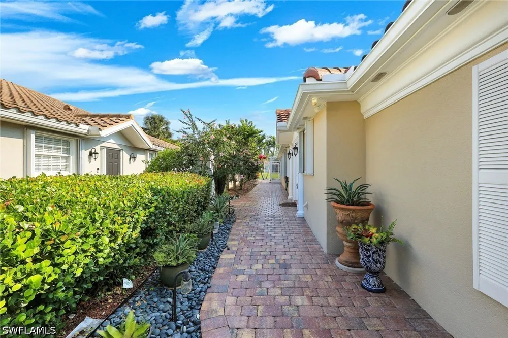 Drummond Way Naples, FL 34119
