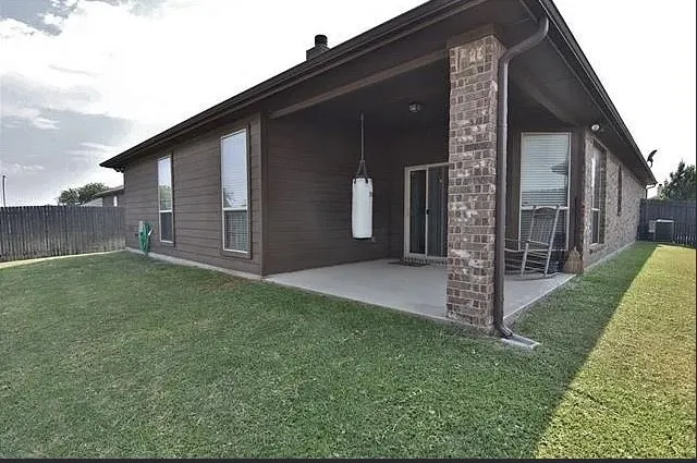 8212 Deer Bluff Lane Fort Worth, TX 76179