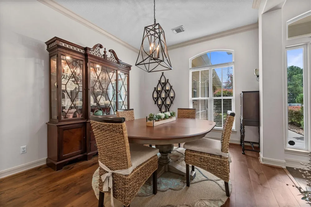9135 Grand Lake Estates Drive Montgomery, TX 77316