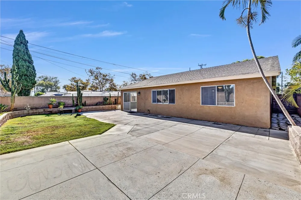1115 W Stanford Street Santa Ana, CA 92707