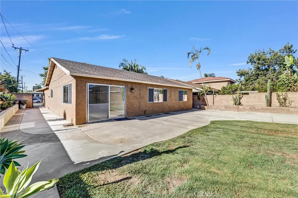 1115 W Stanford Street Santa Ana, CA 92707