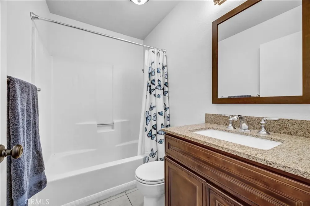 1115 W Stanford Street Santa Ana, CA 92707