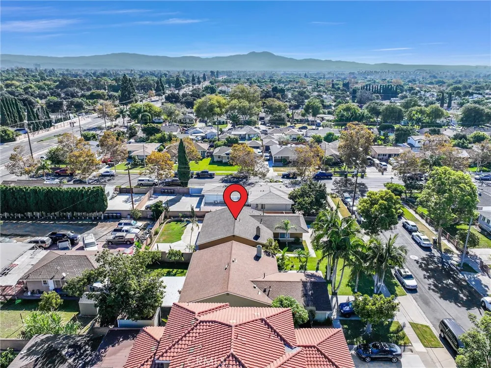 1115 W Stanford Street Santa Ana, CA 92707