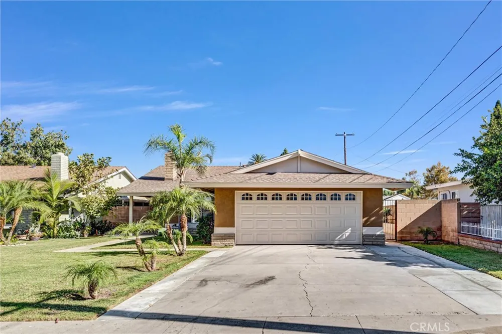 1115 W Stanford Street Santa Ana, CA 92707