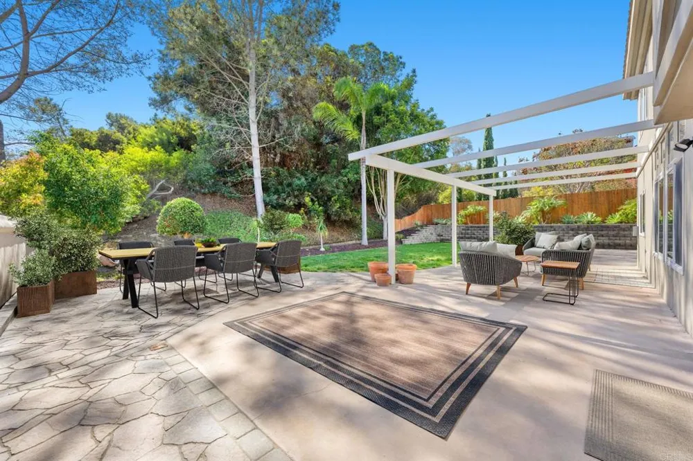 1978 Lake Drive Cardiff by the Sea, CA 92007
