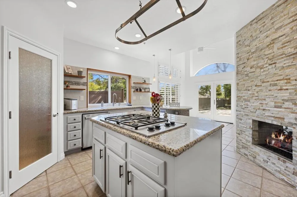 1978 Lake Drive Cardiff by the Sea, CA 92007