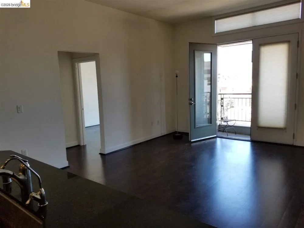 585 9Th St Oakland, CA 94607