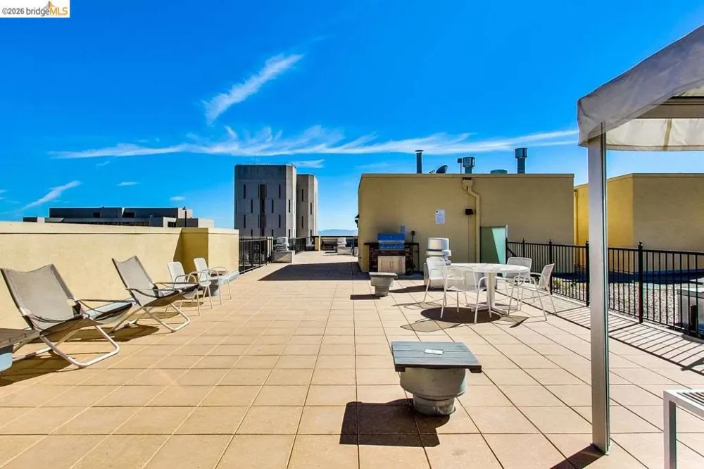 585 9Th St Oakland, CA 94607