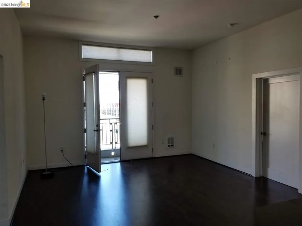 585 9Th St Oakland, CA 94607