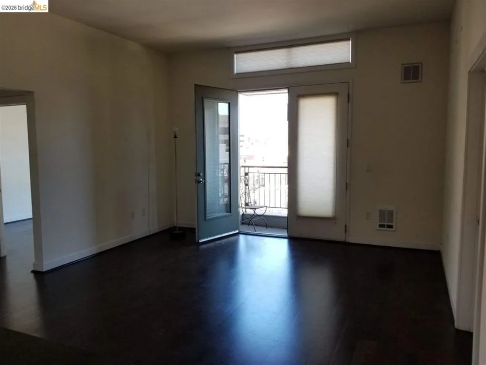 585 9Th St Oakland, CA 94607