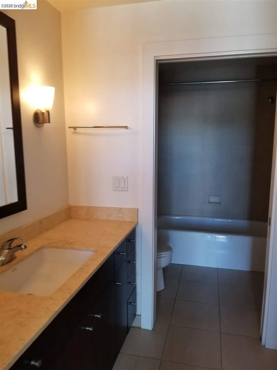585 9Th St Oakland, CA 94607