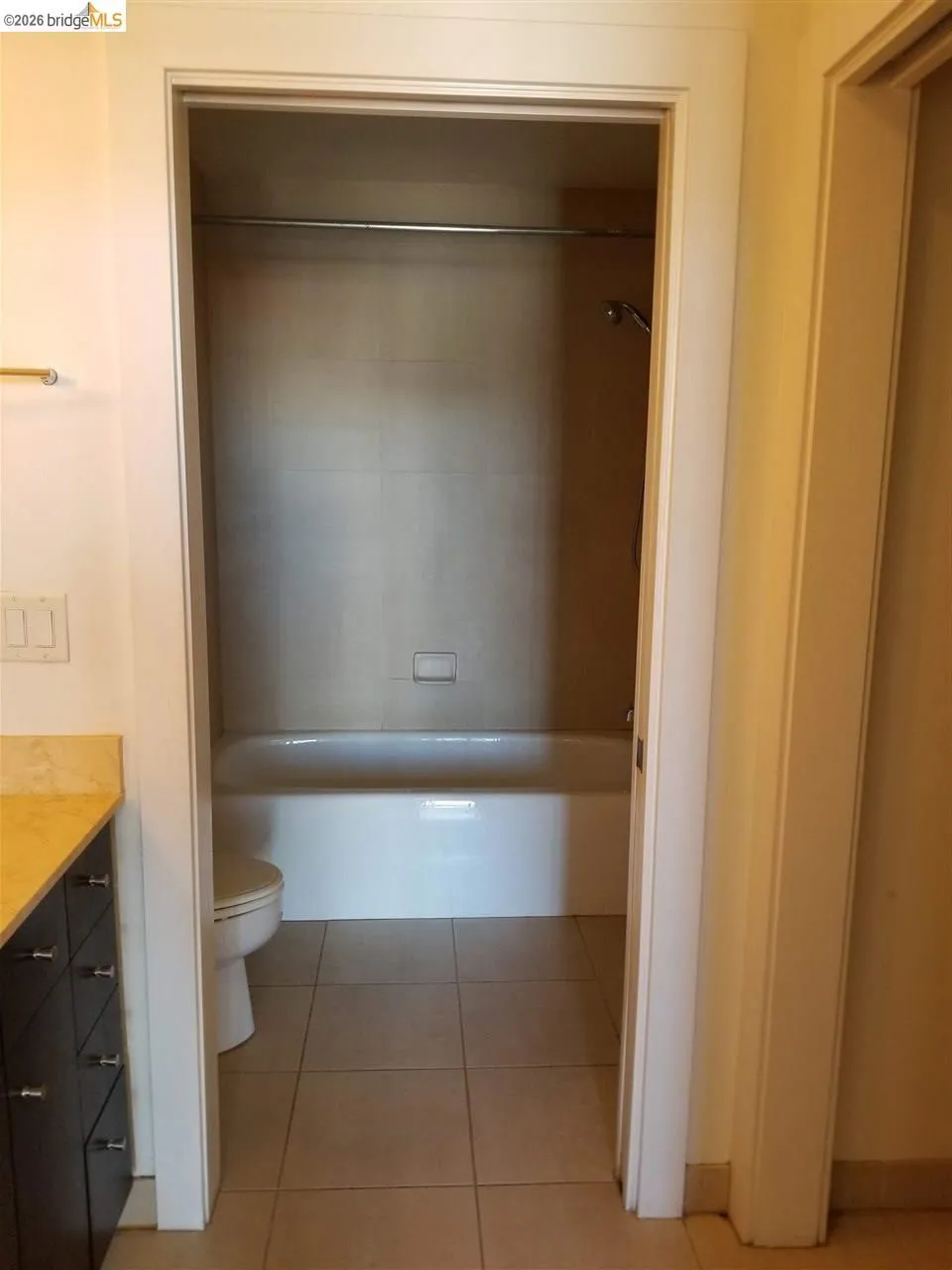 585 9Th St Oakland, CA 94607