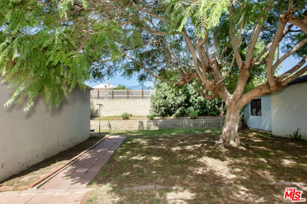 6651 W 88th Street Los Angeles, CA 90045