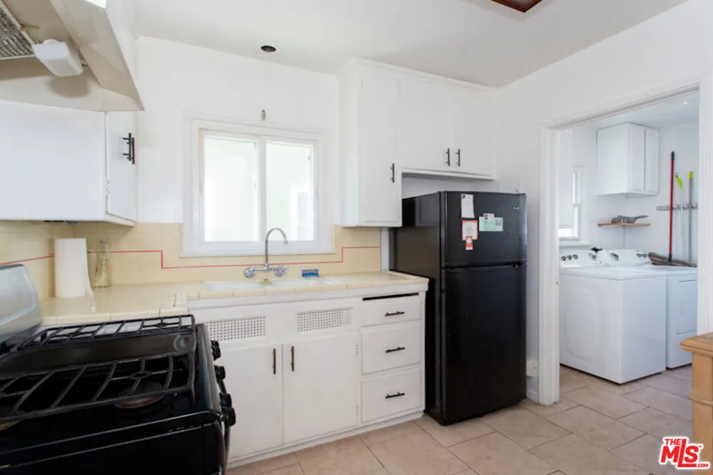 6651 W 88th Street Los Angeles, CA 90045