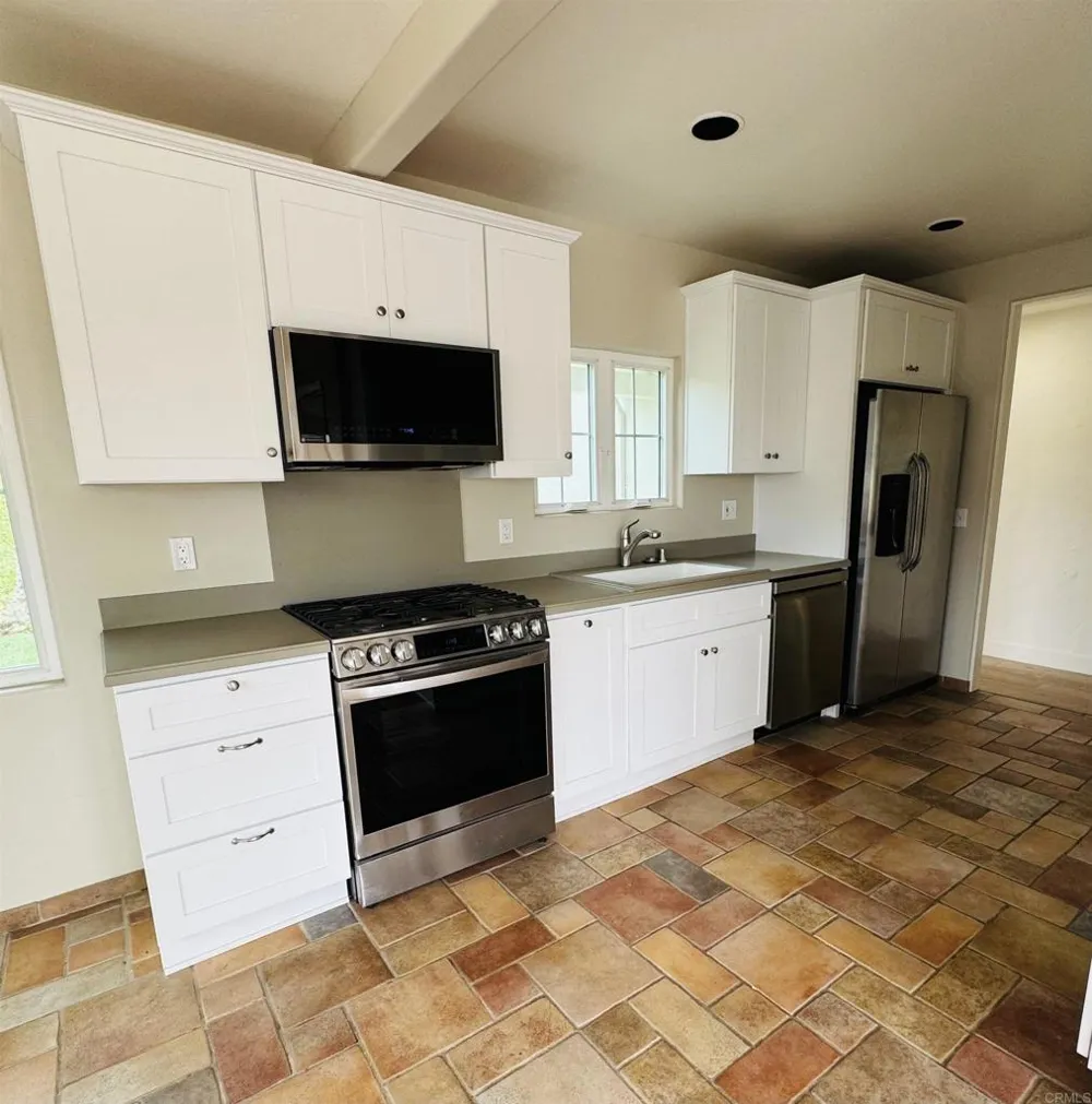 325 13Th Street Del Mar, CA 92014