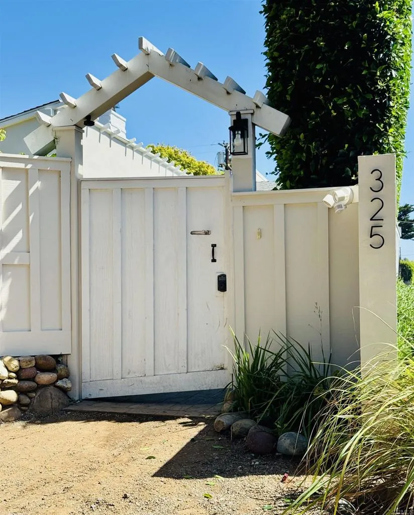 325 13Th Street Del Mar, CA 92014