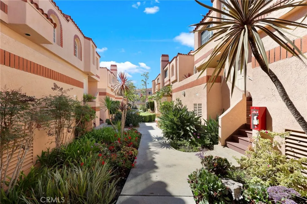 3101 Plaza Del Amo #36 Torrance, CA 90503