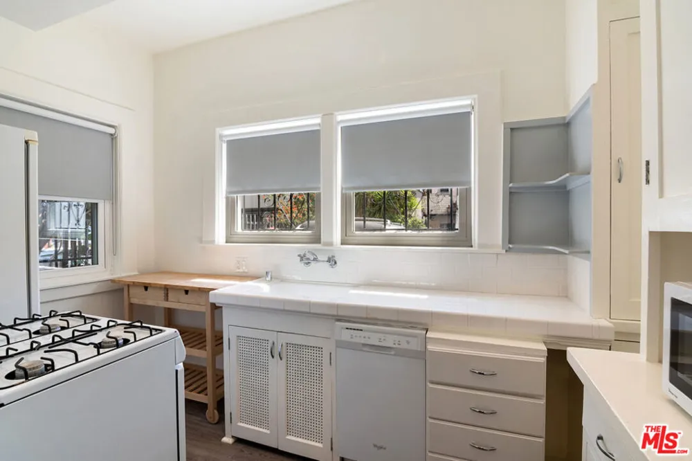 254 S Vendome Street #6 Los Angeles, CA 90057
