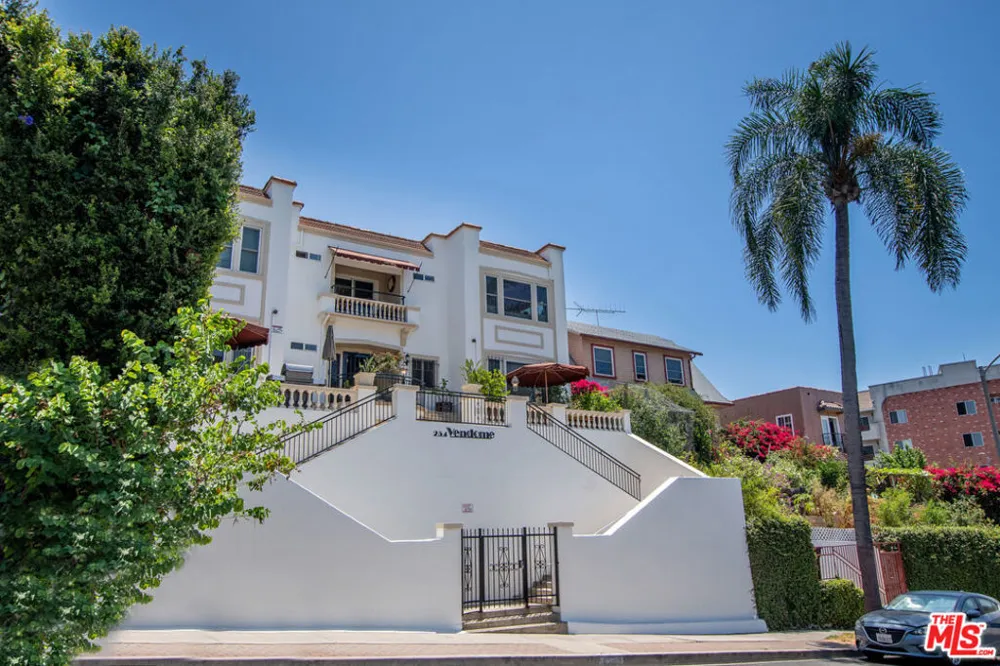 254 S Vendome Street #6 Los Angeles, CA 90057