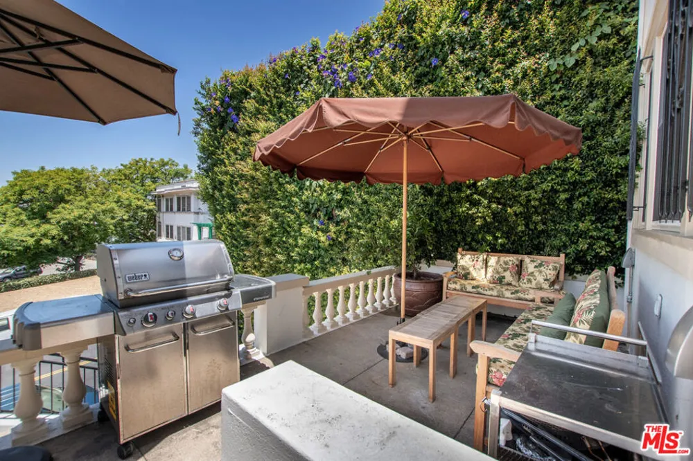 254 S Vendome Street #6 Los Angeles, CA 90057