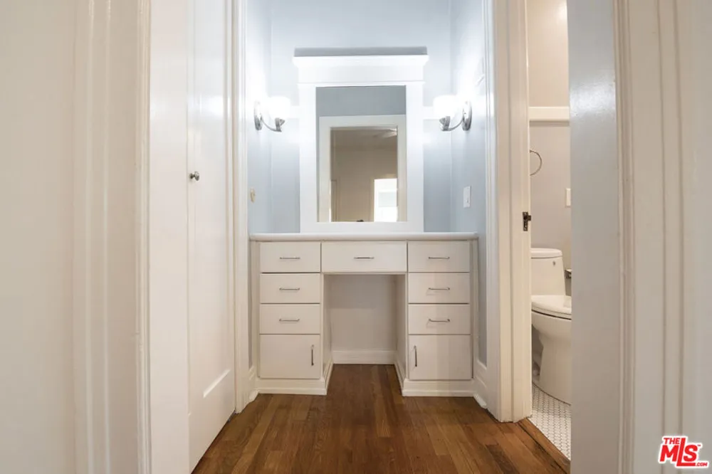 254 S Vendome Street #6 Los Angeles, CA 90057