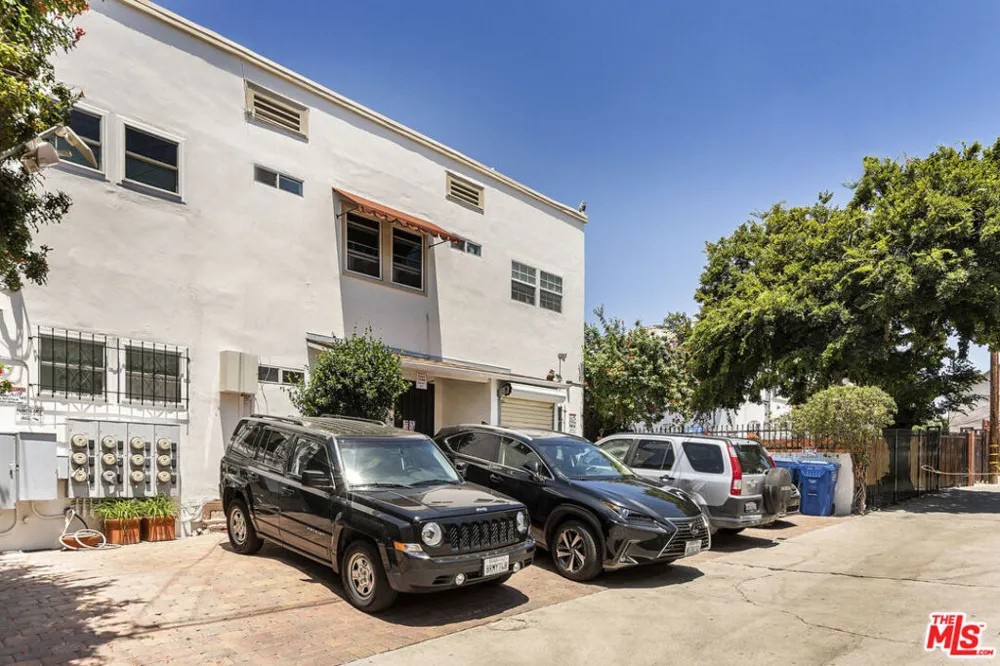 254 S Vendome Street #6 Los Angeles, CA 90057