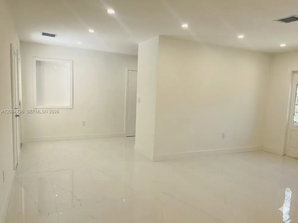 1270 NW 111th St #0 Miami, FL 33167