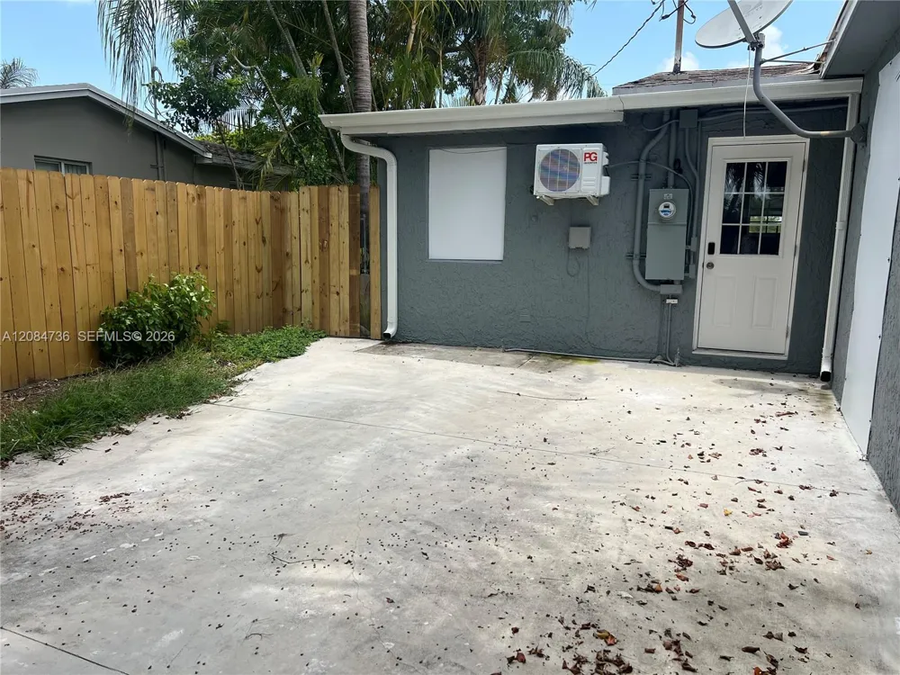 1270 NW 111th St #0 Miami, FL 33167
