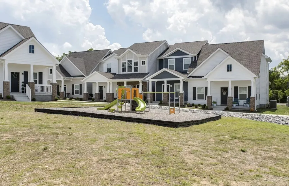 975 Ashland Place Dr Nashville, TN 37218