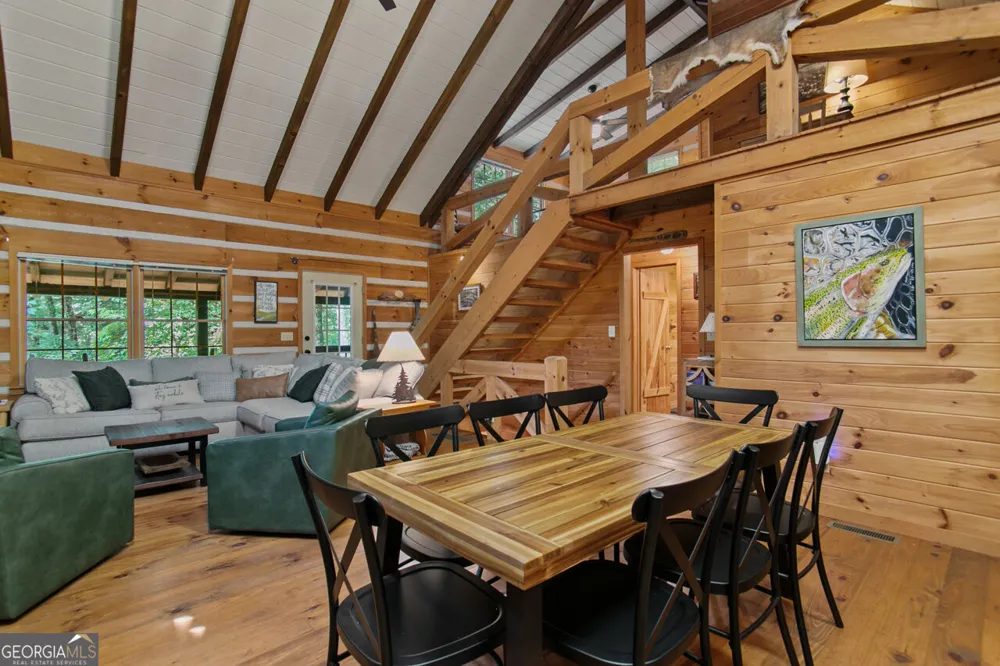 322 Honeysuckle Way Blue Ridge, GA 30513