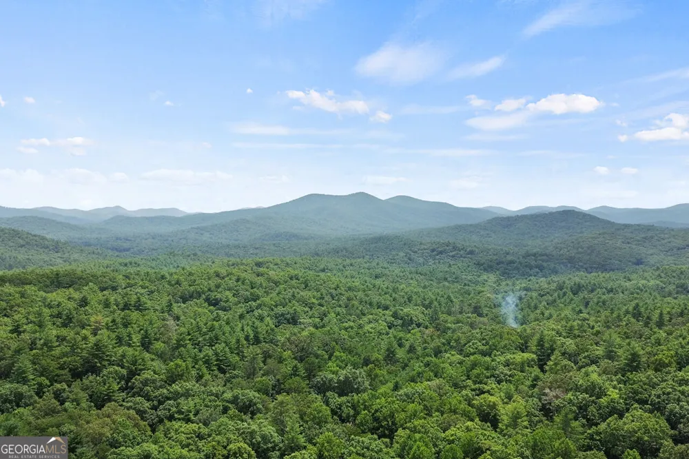 322 Honeysuckle Way Blue Ridge, GA 30513