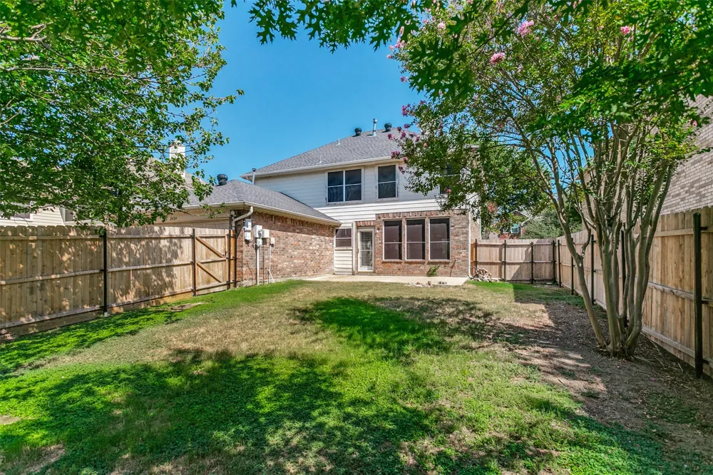 2424 Hunters Run Drive Plano, TX 75025