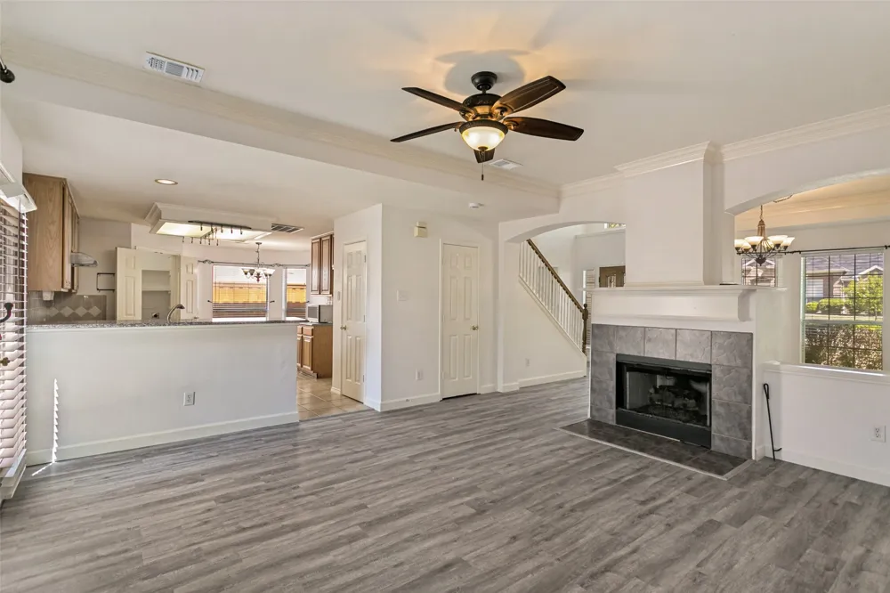 2424 Hunters Run Drive Plano, TX 75025