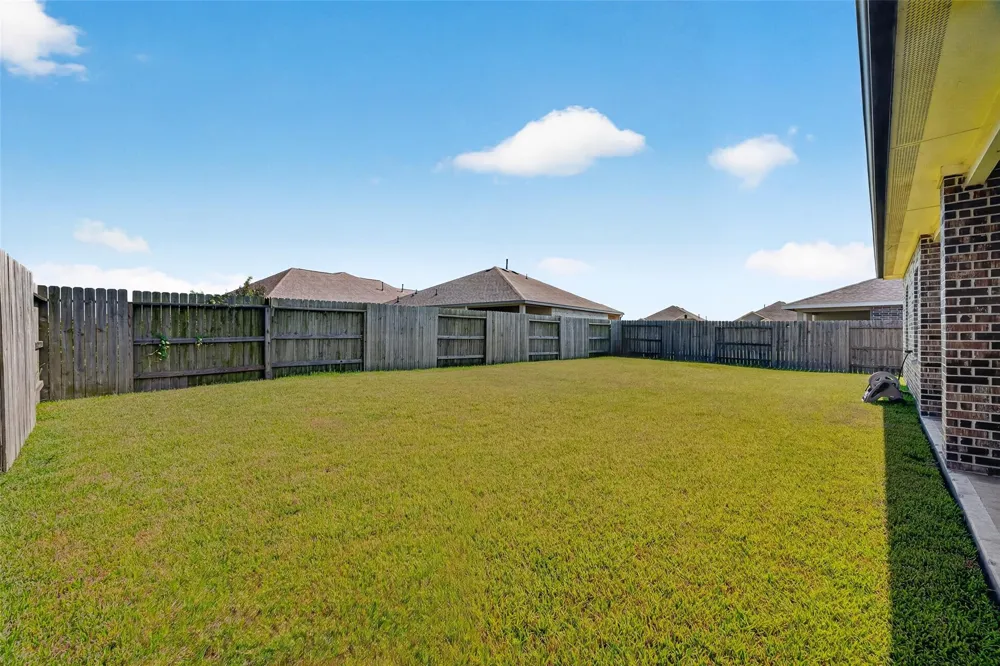 13528 Bonita Island Way Texas City, TX 77568