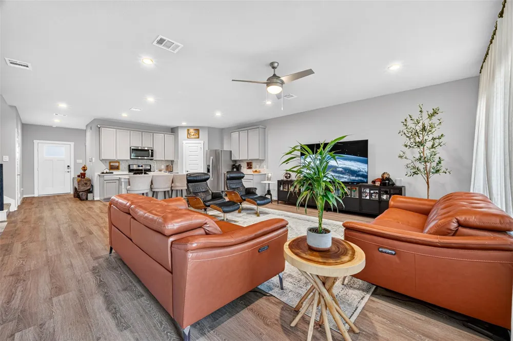 13528 Bonita Island Way Texas City, TX 77568