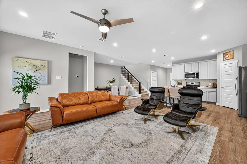 13528 Bonita Island Way Texas City, TX 77568